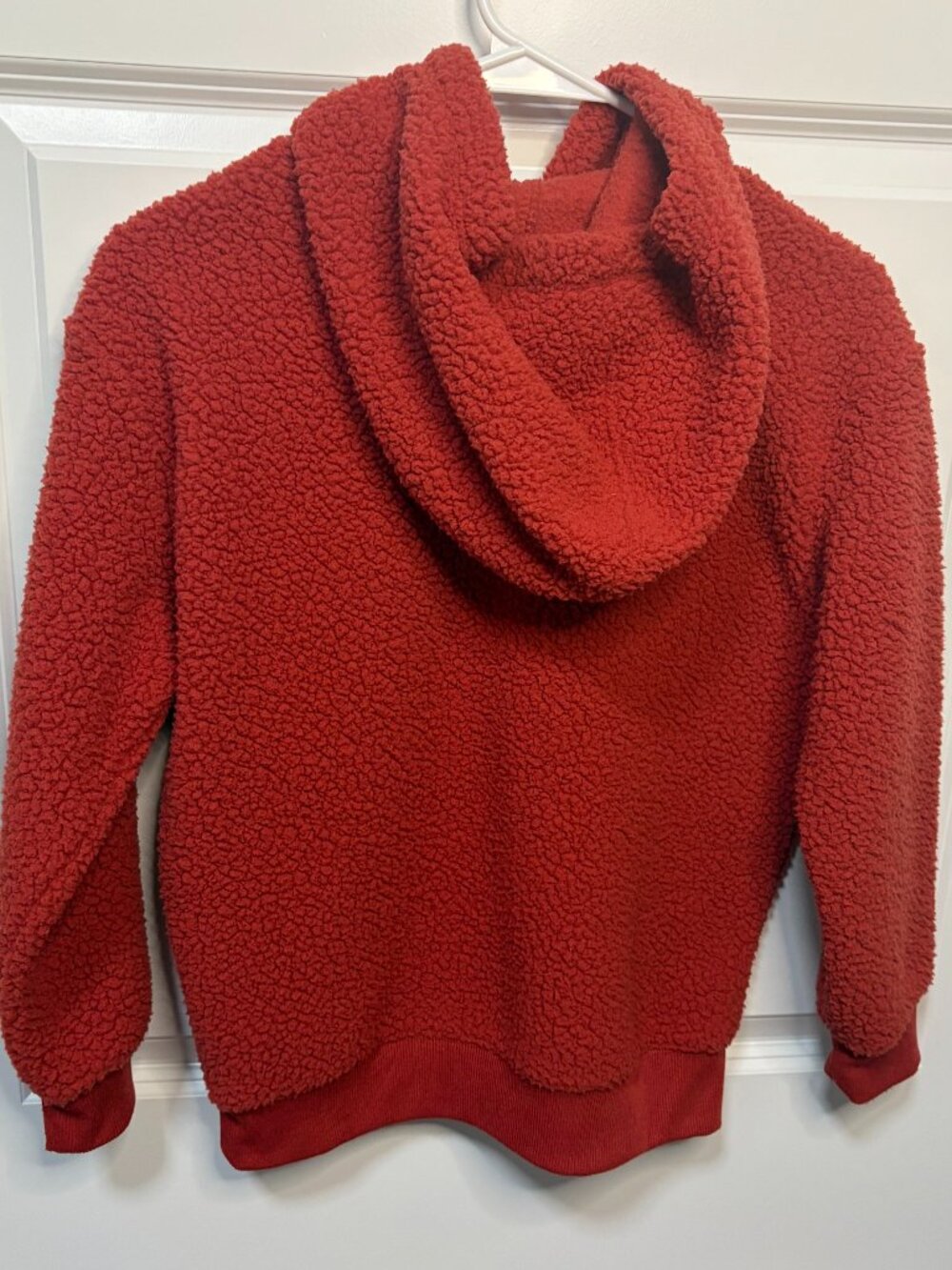 Boys Old Navy Boys Red Hooded Fleece Size L (10/12) NWOT - Picture 2 of 2